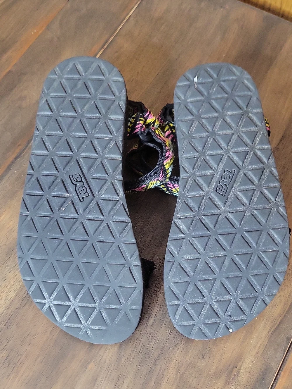Teva Hurricane Sandals Sz 3